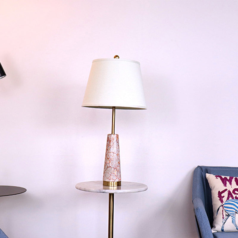Cono Nightsand Light Modernist Marble 1-Head Red Night Table Lámpara con tono de tela blanca de barril