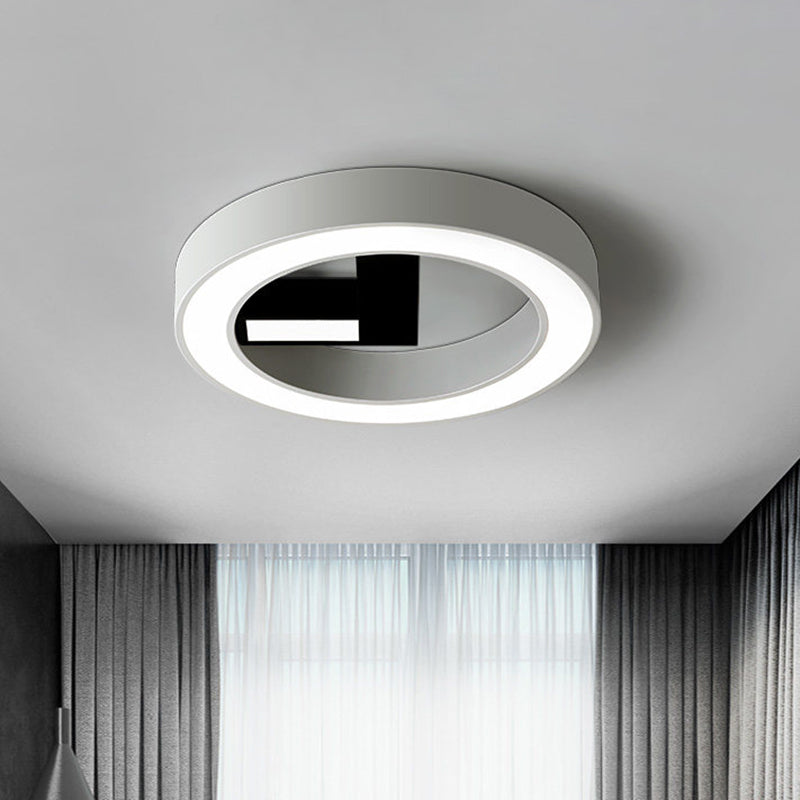 Uhr Shape Bedroom Flush Mount Metal LED Minimalismus Flush Ceiling Licht in Weiß und Schwarz