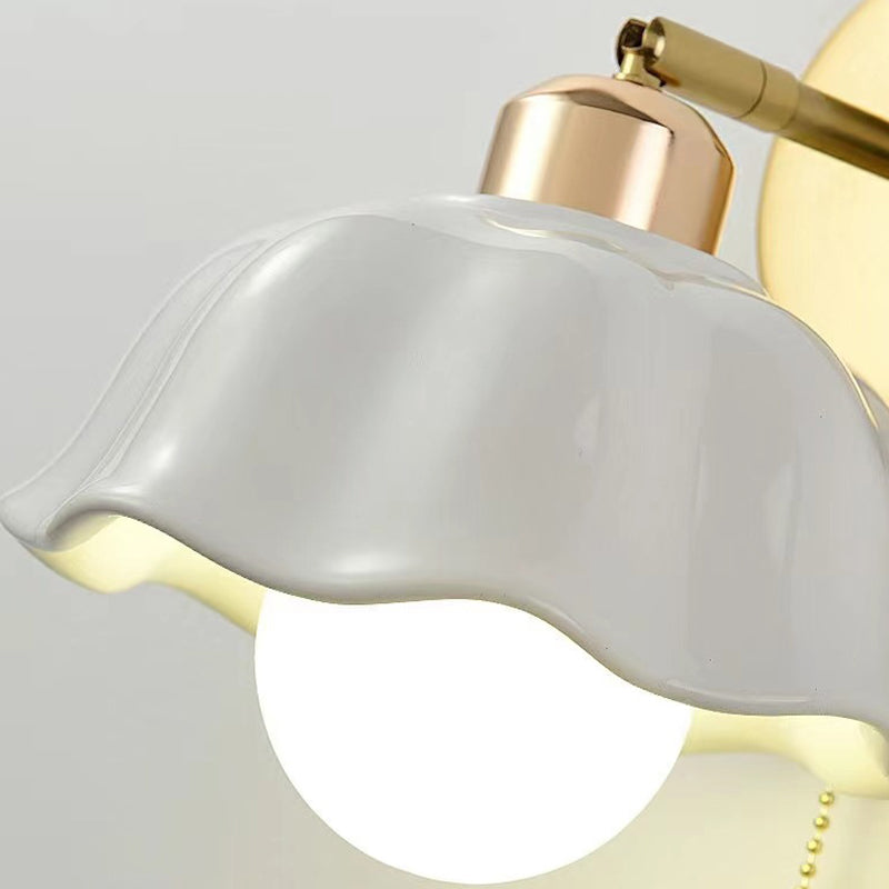 Creative Wall Light Fixture Modern Wall Light Sconce with Glass Shade for Bedroom