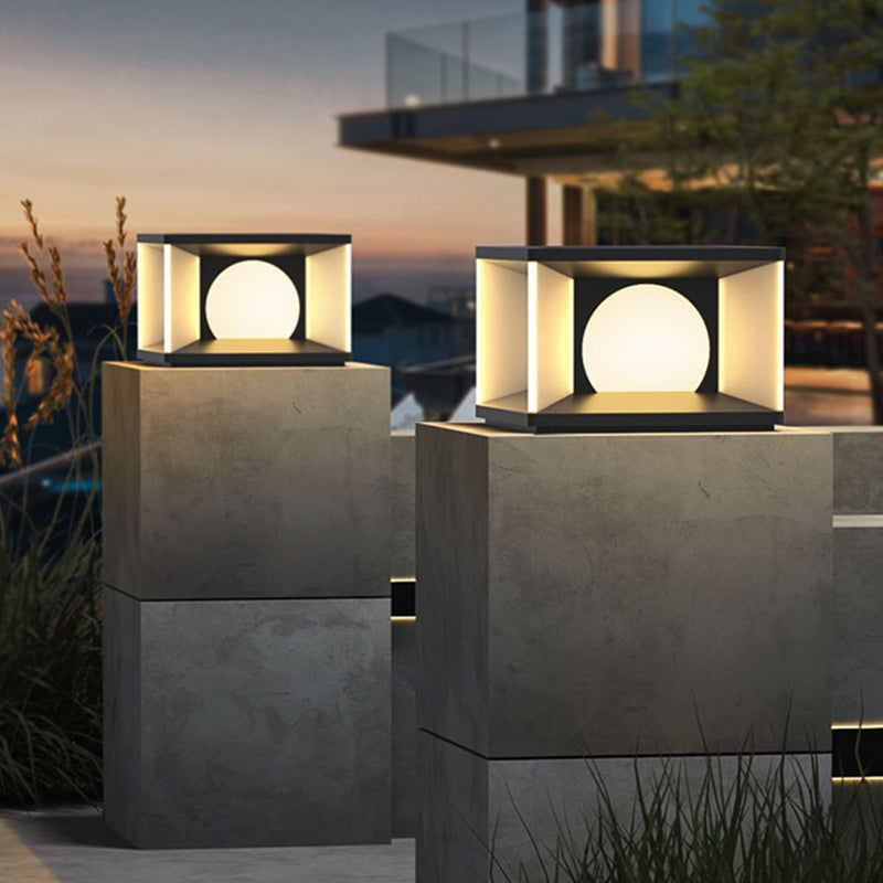 Geometric Shape Metal Outdoor Lamp Modern Style 1 Light Solar Pillar Light in Black
