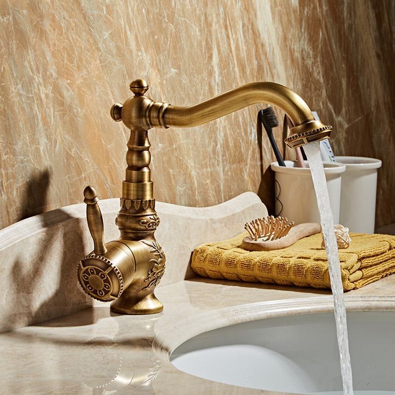 Brass Traditional Wide Spread Bathroom Faucet Lever Lavatory Faucet