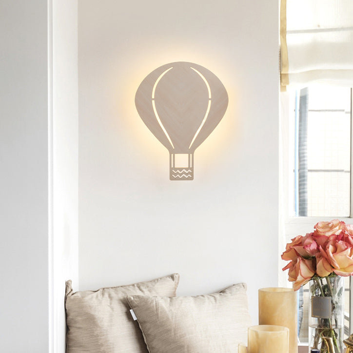 Mooi beige muurlicht cartoon patroon houten led muurlamp voor woonkamer kinderkamer