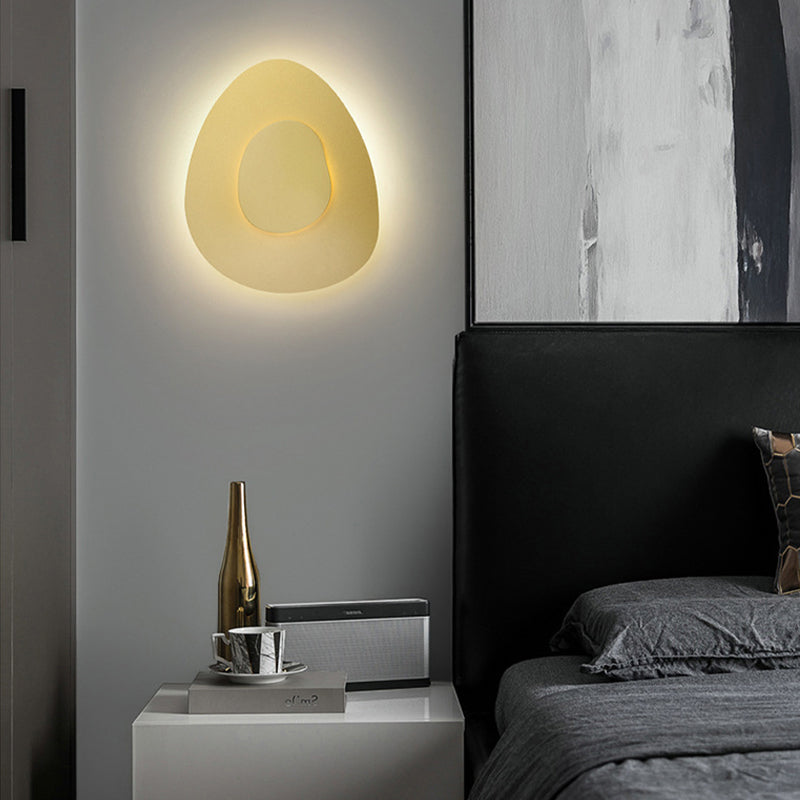 Contemporary Single White/Golden Wall Mounted Sconce Metal Statement Wall Light