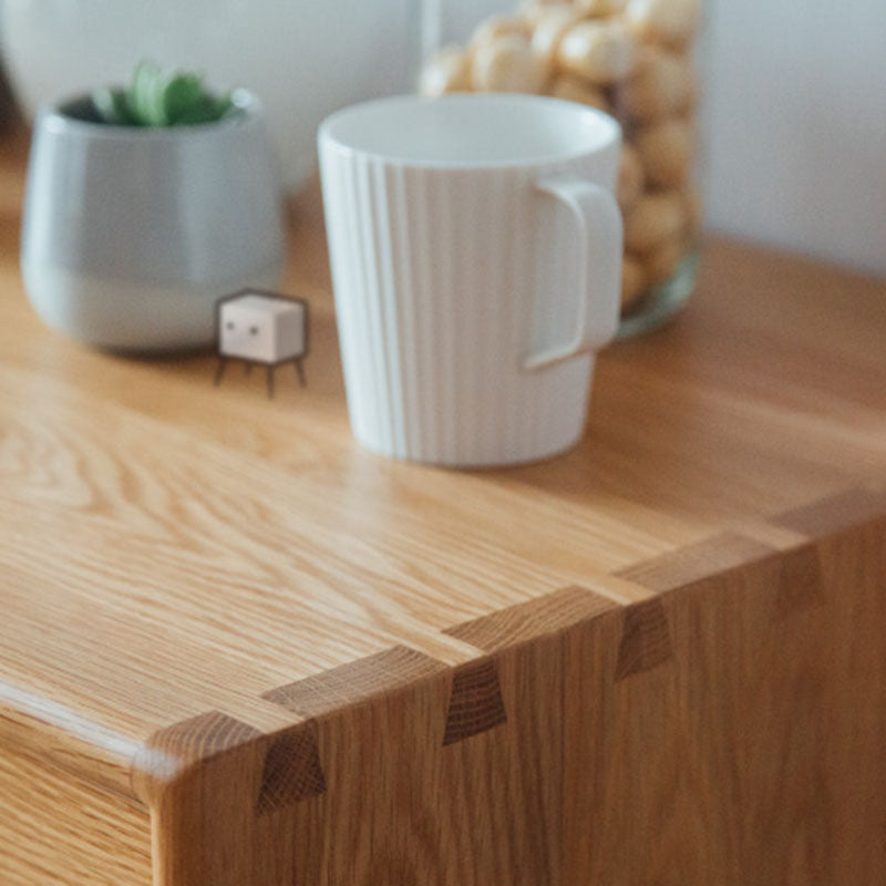 Modern Dresser Solid Wood Storage Chest Dresser with 9 Drawers