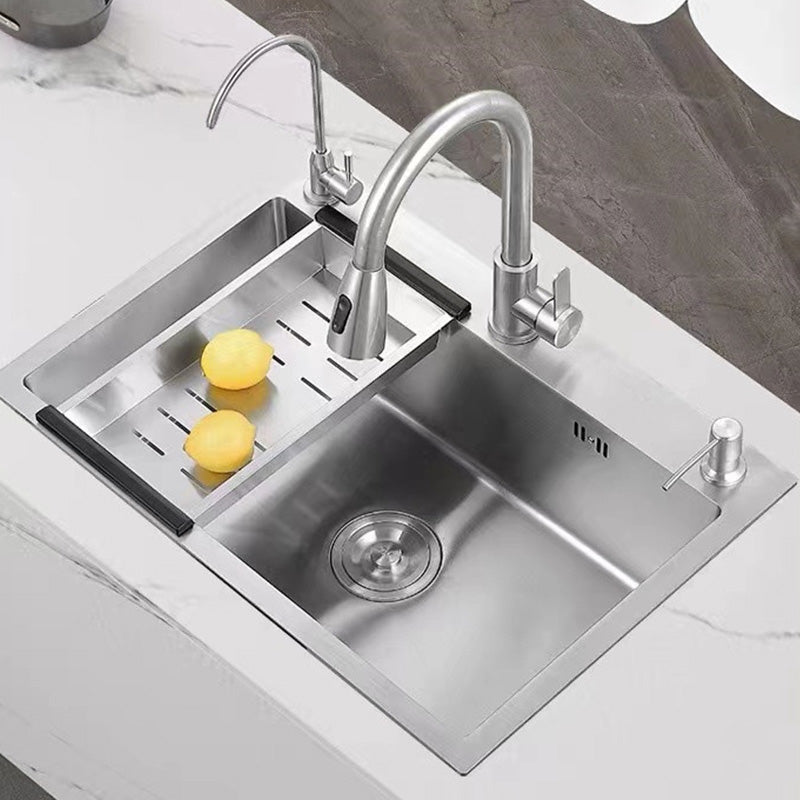 Contemporary Style Kitchen Sink Soundproof Detail Kitchen Sink with Overflow Hole