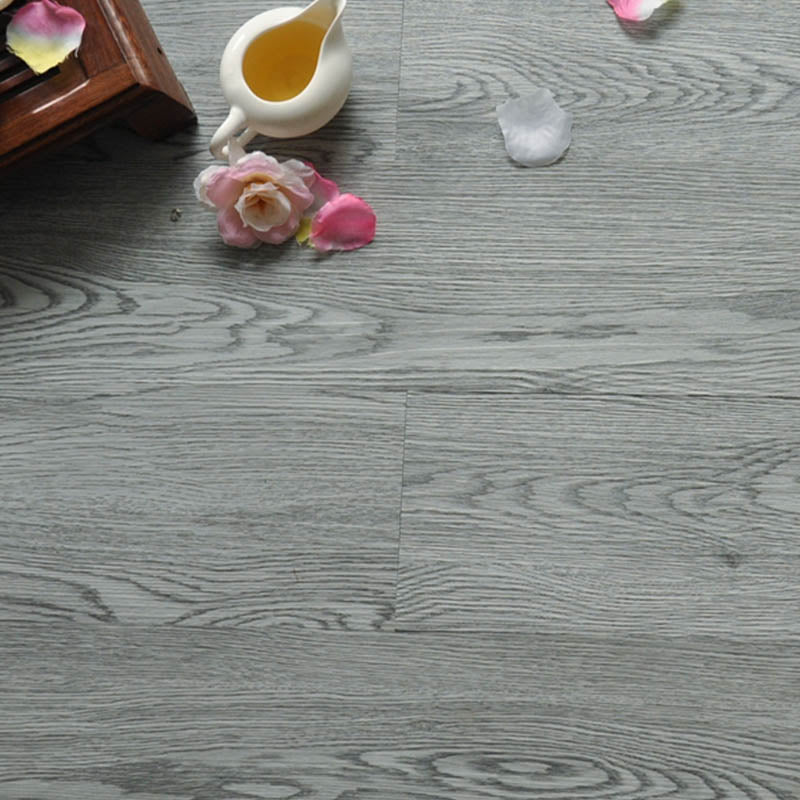 Fire Resistant PVC Flooring Self-Stick Waterproof Wooden Effect PVC Flooring