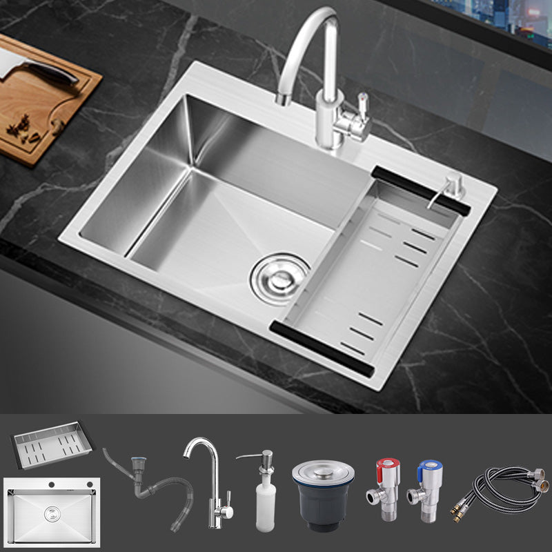 Modern Style Kitchen Sink Soundproof Kitchen Sink with Basket Strainer