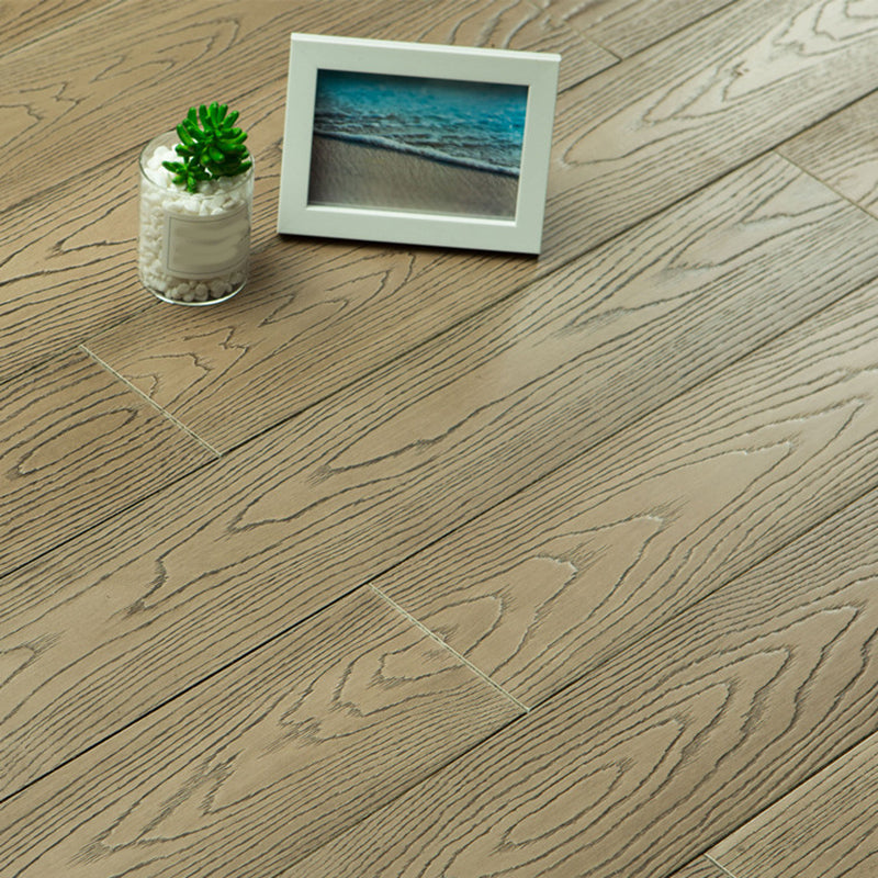 Traditional Plank Flooring Wire Brushed Waterproof Click-Locking Wood Tile Set