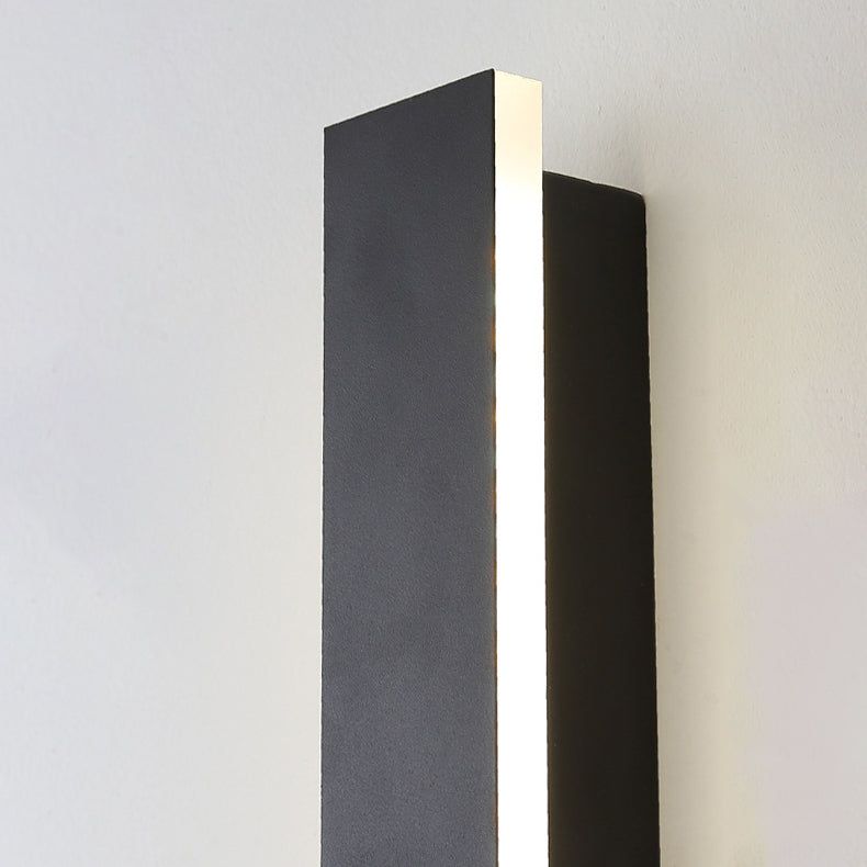 Black LED Vanity Lighting Modern Metal Wall Light Sconces for Bathroom