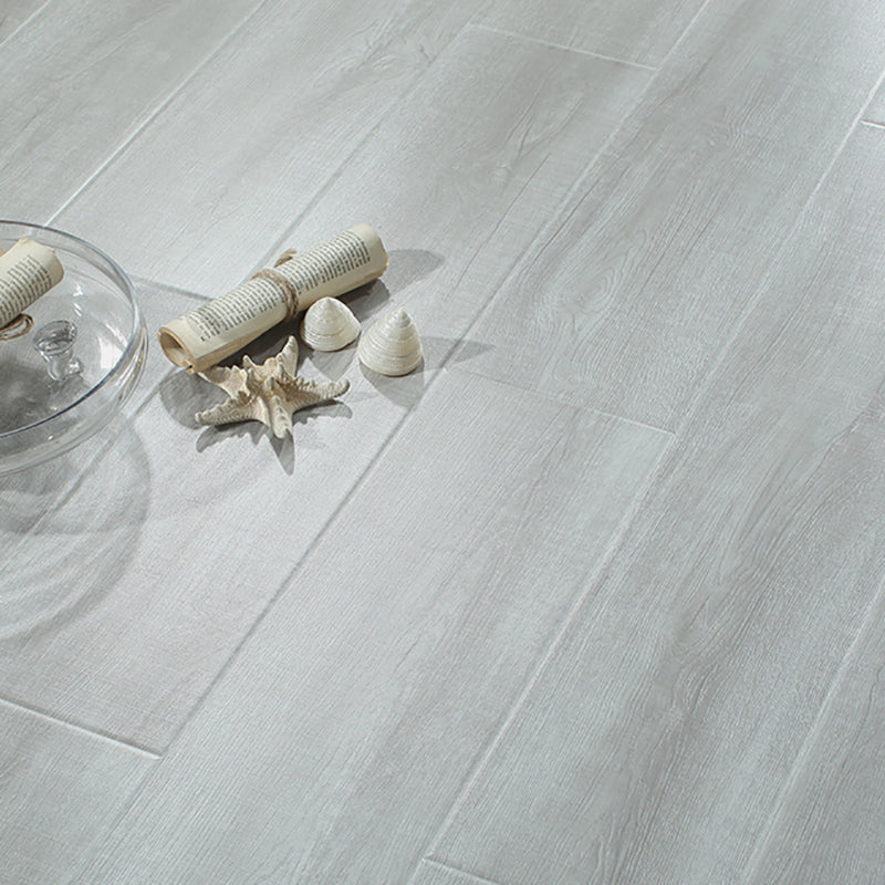 Laminate Floor Waterproof Scratch Resistant Wooden Effect Laminate Floor