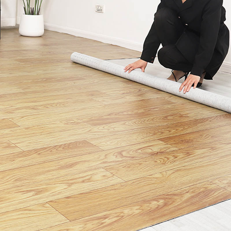 Wooden Effect PVC Flooring Waterproof Fire Resistant Smooth PVC Flooring