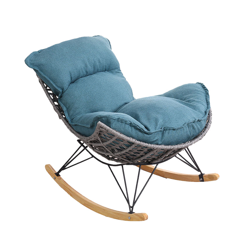 Modern Style Rattan Sofa Rocking Chair Indoor Rocking Chair with Cushion