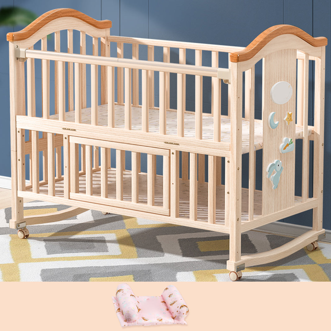 Light Wood Pine Nursery Crib Modern Nursery Crib with Casters/Wheels