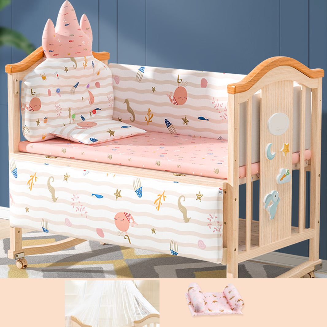 Light Wood Pine Nursery Crib Modern Nursery Crib with Casters/Wheels
