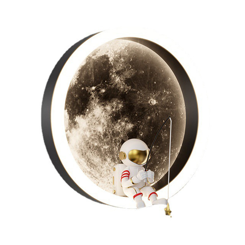 Contemporary Astronaut Wall Light Fixture Creative Wall Light Sconce for Sitting Room