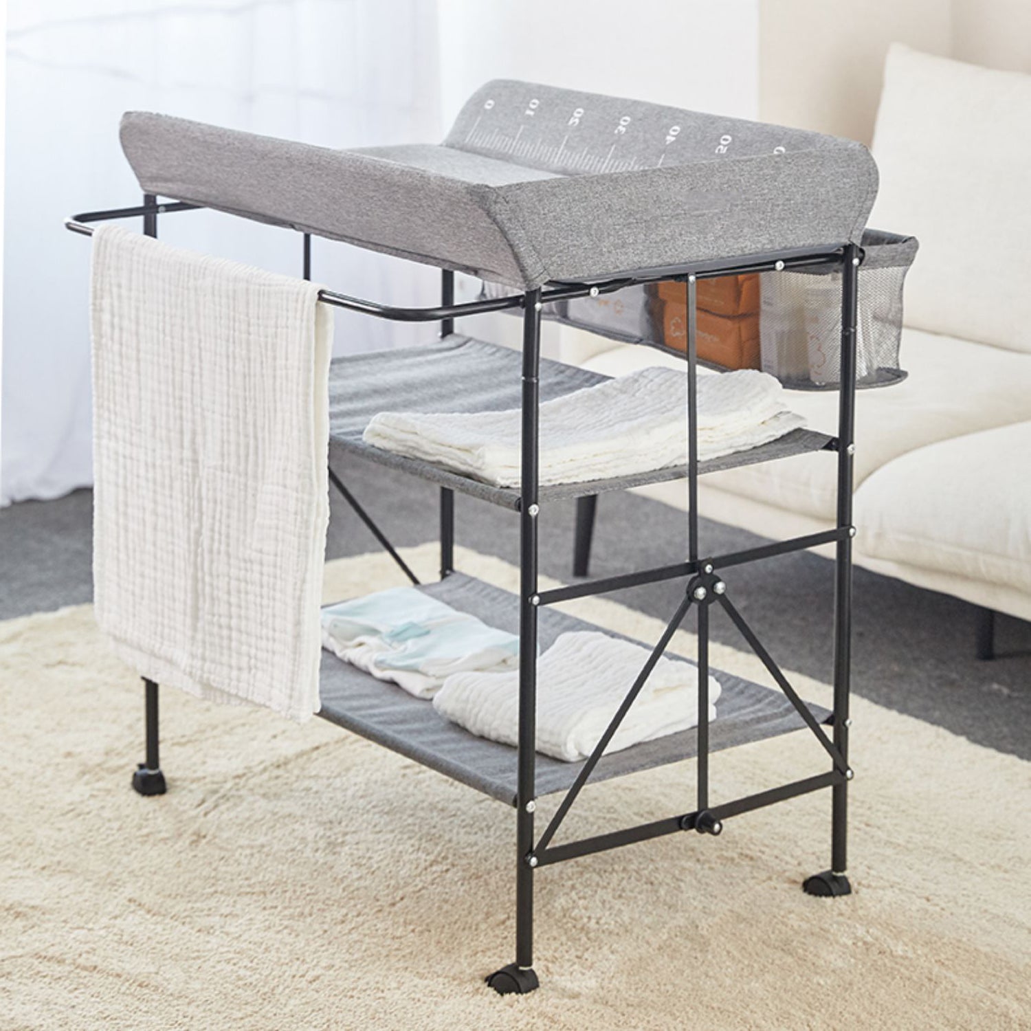 Modern Baby Changing Table Folding Changing Table with Basket