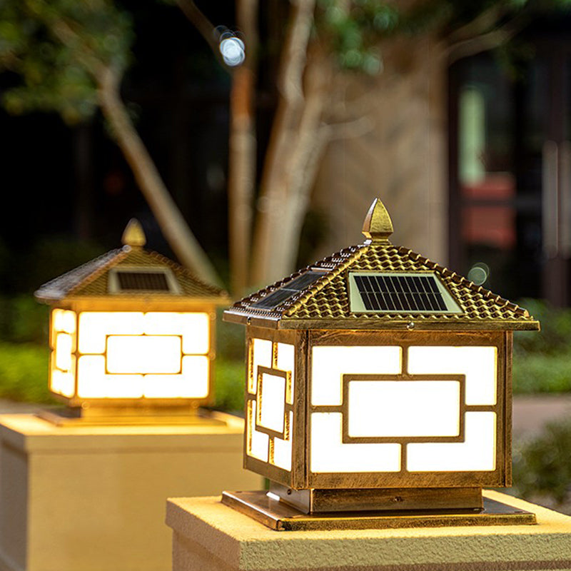 Modern LED Pillar Lamp Metallic LED Solar Lighting Fixture for Garden