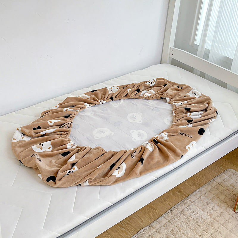 Modern Bed Sheet Set Animal Print Flannel Fitted Sheet for Bedroom