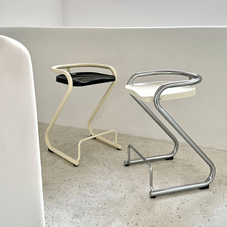 Contoured Seat Dining Stool Low Back Bar Stool with Metal Base