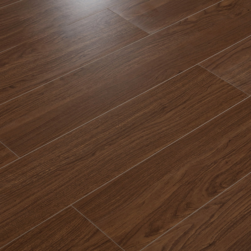 Brown Wood Laminate Flooring Scratch Resistance Matte Laminate Plank Flooring