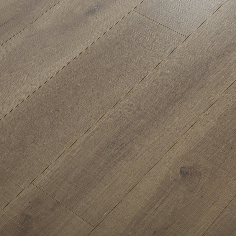 Brown Wood Laminate Flooring Scratch Resistance Matte Laminate Plank Flooring