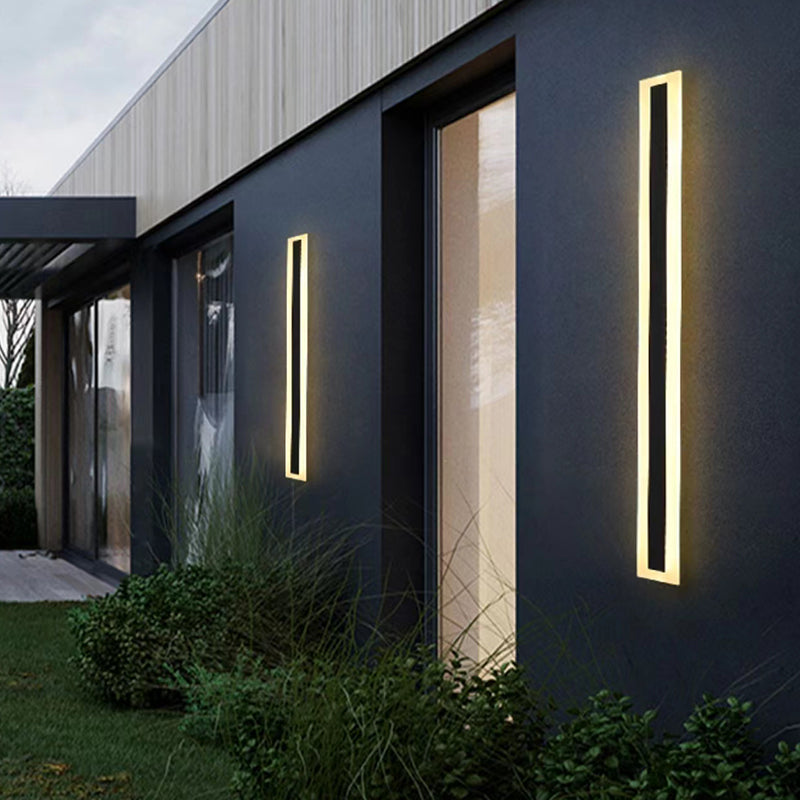 Metal Linear Shape Wall Sconces Modern 1 Light Wall Mount Light Fixture in Black