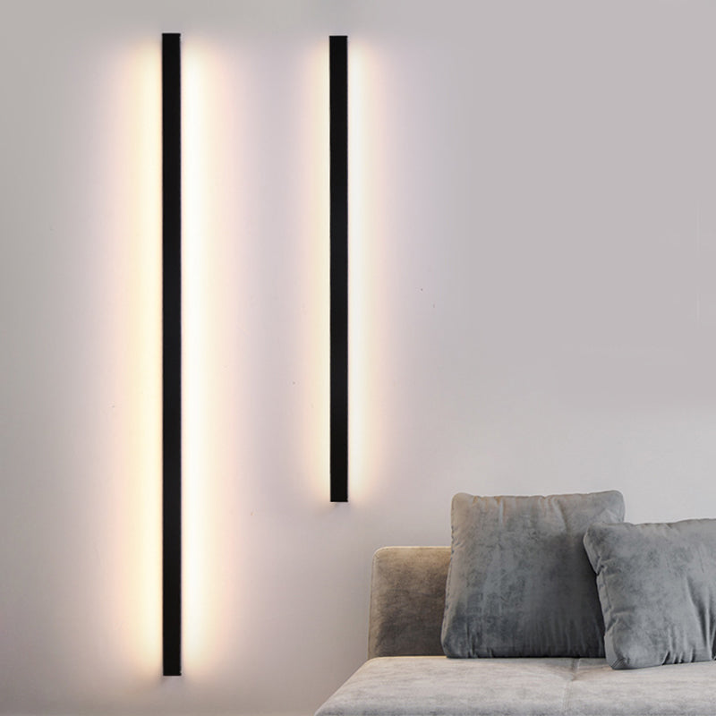 Linear Shape Metal Wall Sconces Modern 1-Light Wall Mount Light Fixture in Black
