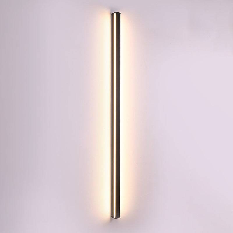 Linear Shape Metal Wall Sconces Modern 1-Light Wall Mount Light Fixture in Black