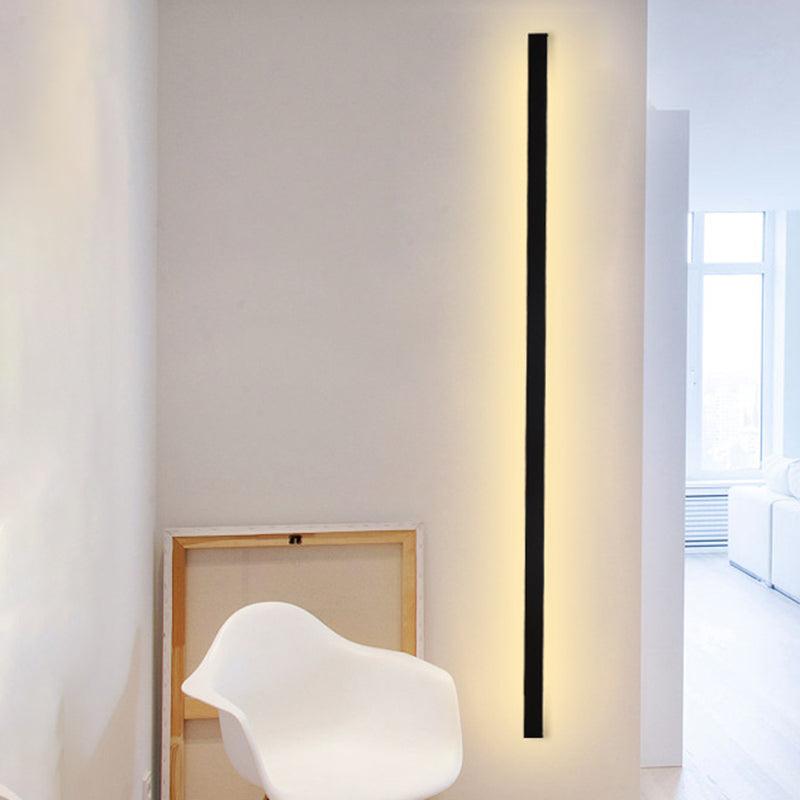 Linear Shape Metal Wall Sconces Modern 1-Light Wall Mount Light Fixture in Black