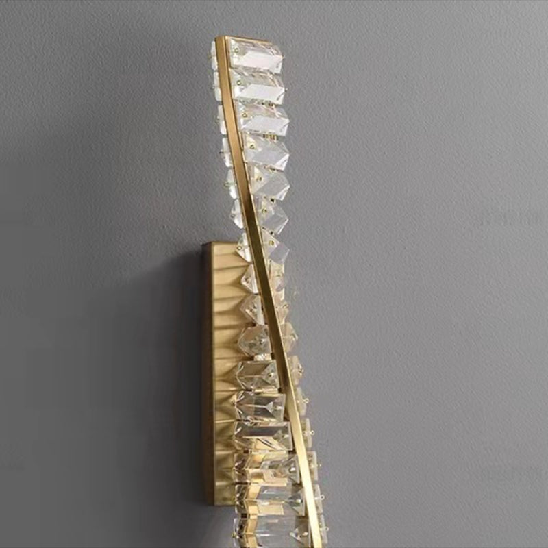 Geometric Shape Metal Wall Sconces Modern 1-Light Wall Mount Light Fixture in Gold