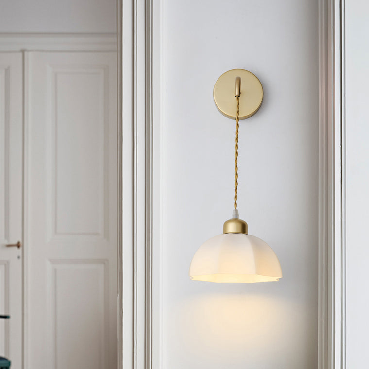 Modern Metal Wall Sconce Geometric Shape Wall Light with Glass Shade in Gold for Bedroom