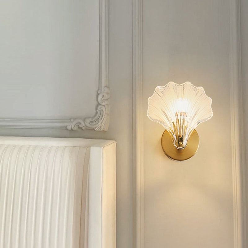 Shell Shape Glass Vanity Lamp Modern Style 1 Light Vanity Light Fixture in Gold