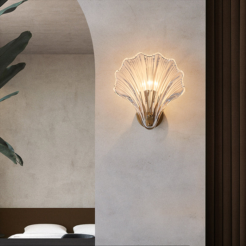 Shell Shape Glass Vanity Lamp Modern Style 1 Light Vanity Light Fixture in Gold