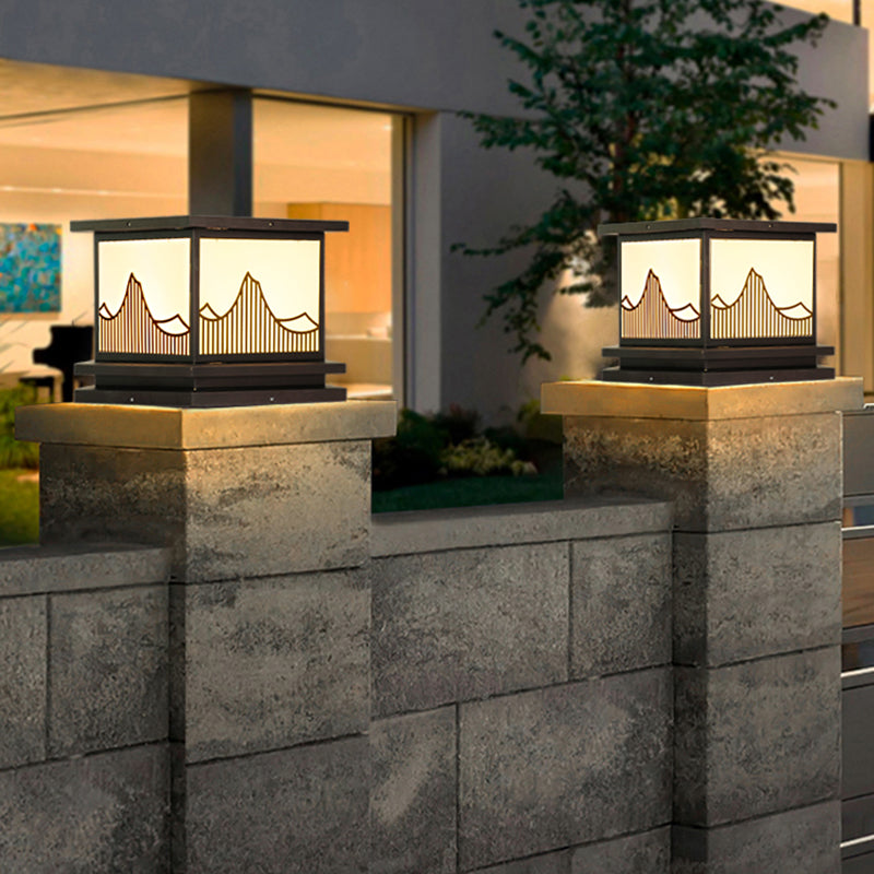 Creative Pillar Light Modern LED Solar Lighting Fixture for Backyard