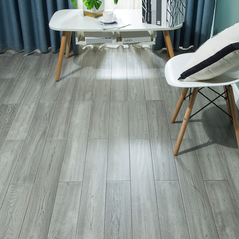 Traditional Wood Flooring Tiles Click Lock Wire Brushed Plank Flooring