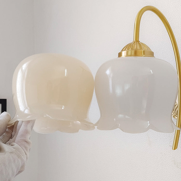 Metal Modern Wall Sconce Flower Shape Wall Light with Resin Shade for Bedroom