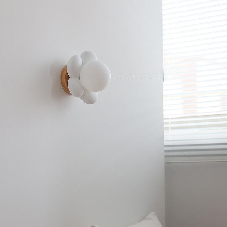 Modern White / Pink Wall Light Fixture Minimalist Wall Light Sconce for Bedroom