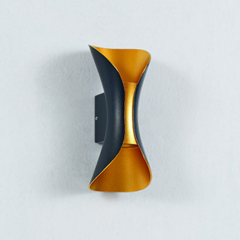 LED Modern Metal Wall Sconce Geometric Shape Wall Lamp for Courtyard