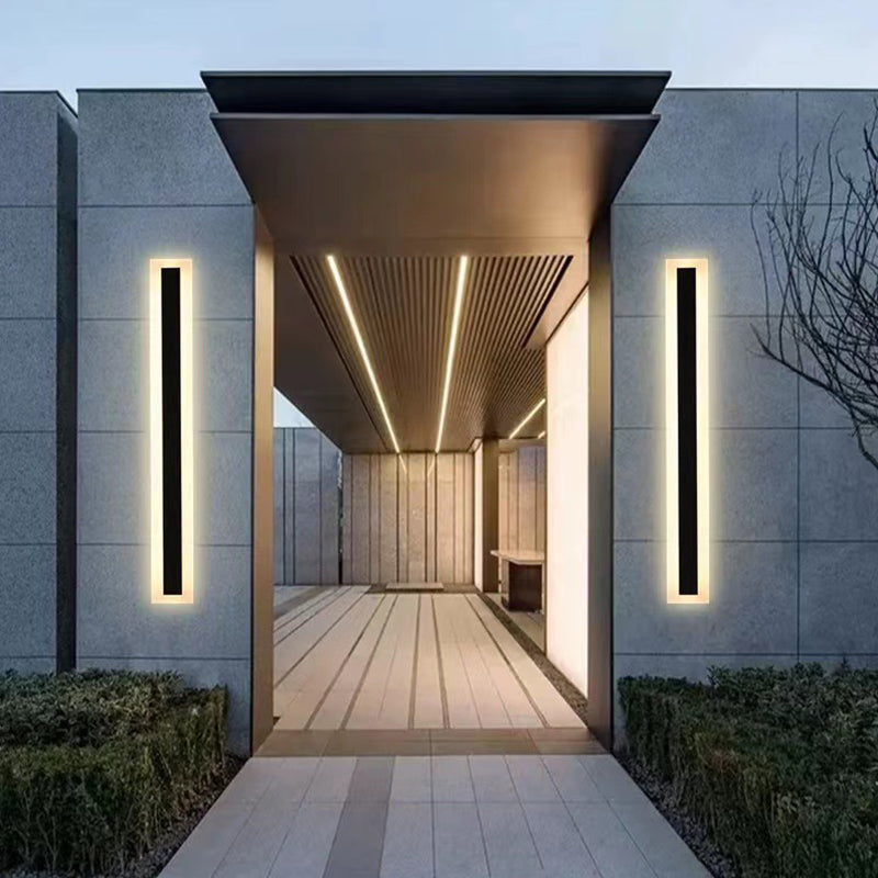 Linear Shape Metal Wall Sconces Modern 1-Light Wall Mount Light Fixture in Black