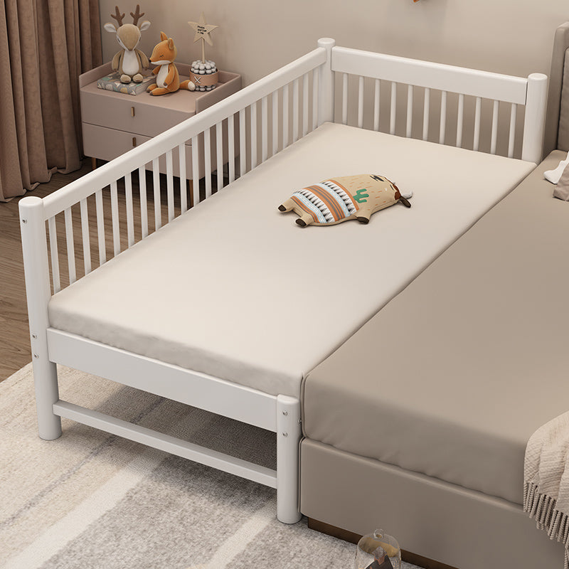 White Baby Crib Scandinavian Beech Nursery Crib with Guardrails