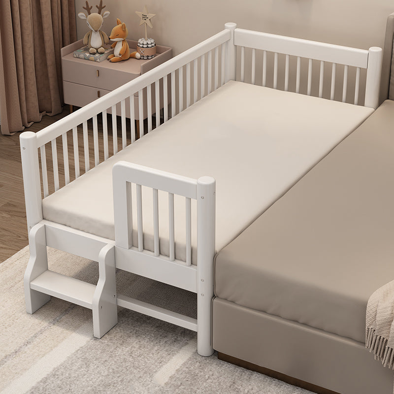 White Baby Crib Scandinavian Beech Nursery Crib with Guardrails