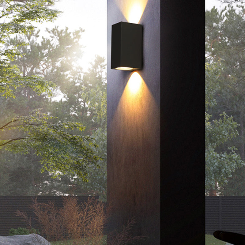 Modernism Wall Sconce Black Outdoor Sconce Light Fixture for Courtyard