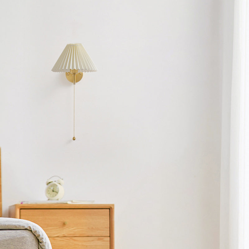 Modernism Wall Sconce Tapered Wall Light Fixture with Fabric for Bedroom