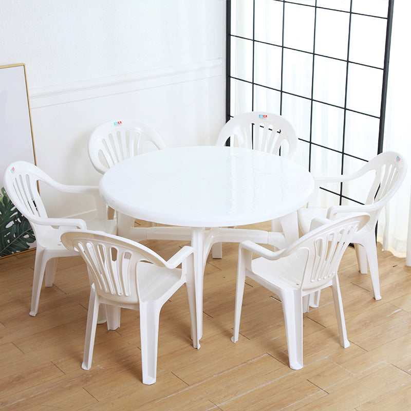 Plastic Outdoor Dining Table Modern Style Water Resistant Patio Table
