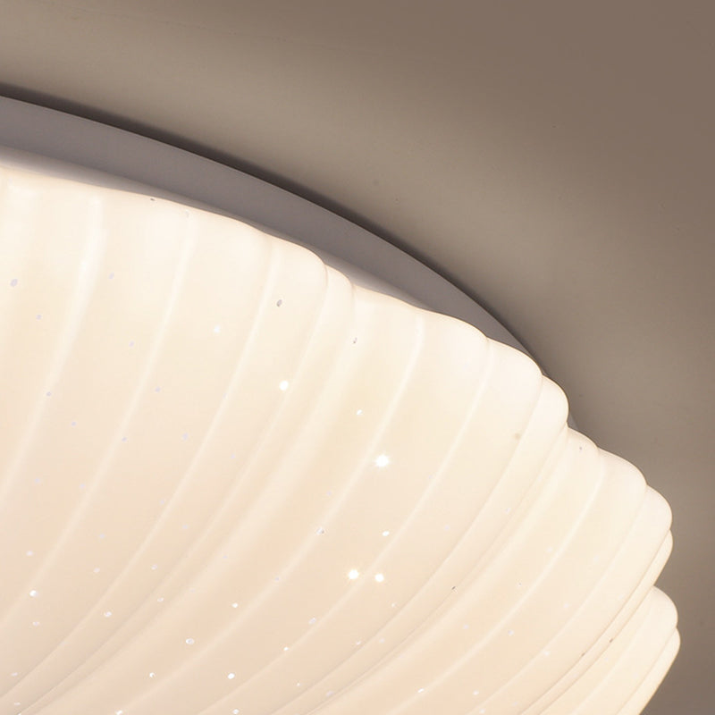 Round Shape Metal Flush Light Modern Style 1 Light Flush Mount Ceiling Lights in White