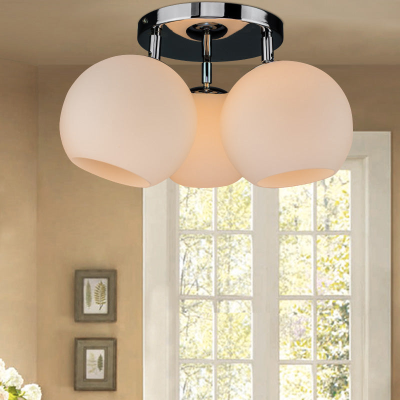 Chrom sphärische Halbflush -Beleuchtung moderne 3 Lampen weiße Frost-/Silberpunkt -Glasspülenlampe