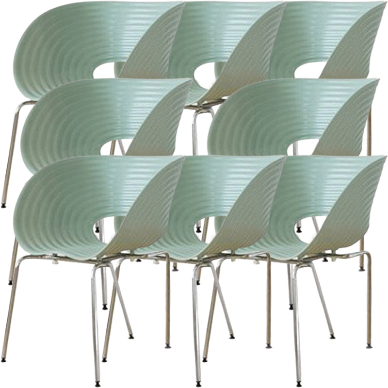 Contemporary Plastic Arm Dining Chair in Matte Finish for Home