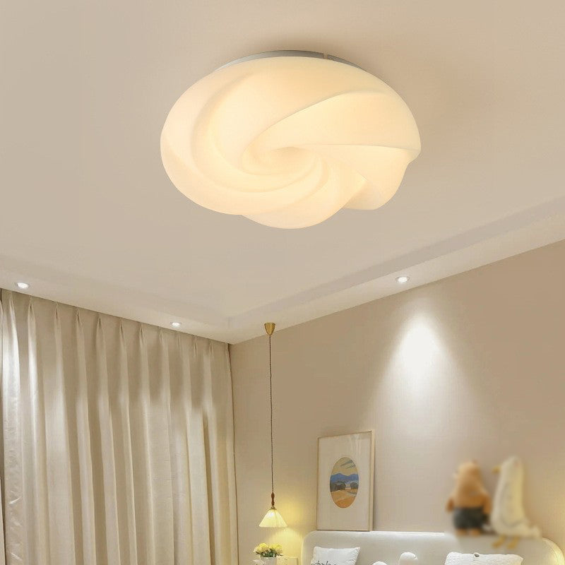 Flower Shape Metal Flush Light Modern Style 1 Light Flush Mount Ceiling Lights in White