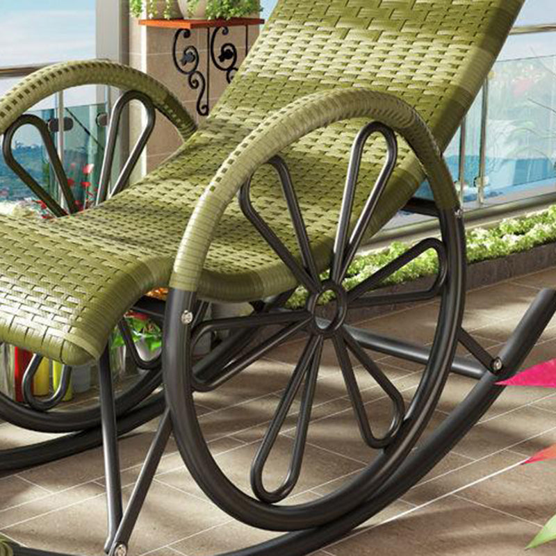 Lounge Iron Base Single Rocking Chair Leisure Chaise Lazy Chair for Balcony