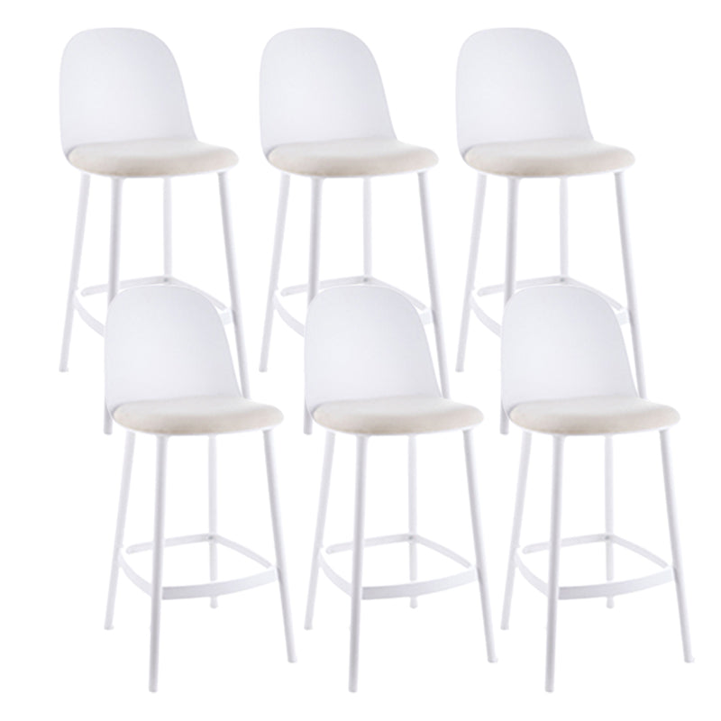 Contemporary Low Back Indoor Armless Plastic Bar Stool with Footrest